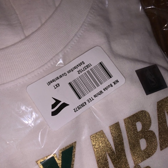 New Nike MILWAUKEE BUCKS NBA Champions Locker Room Shirt 4XL TALL 4XT 4XLT NWT - Picture 8 of 10